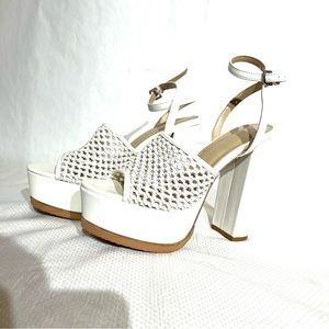 WILD DIVA PLATFORM HEELS